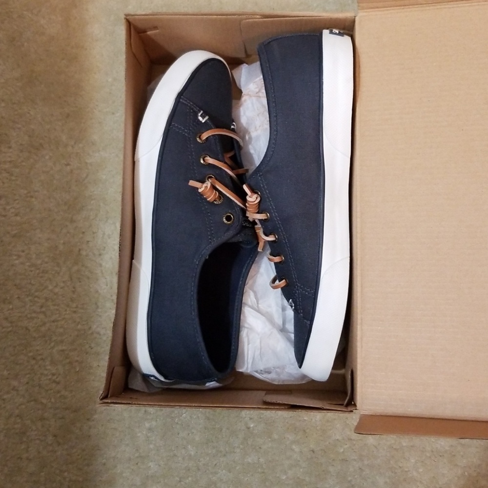 New in box Sperry Top Sider Shoes